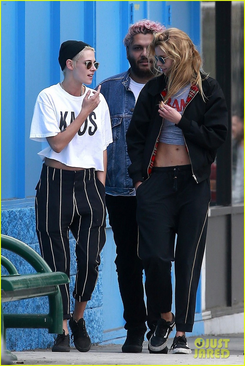 Kristen Stewart Hangs Out with Her Girlfriend & Best Friend! | Photo ...