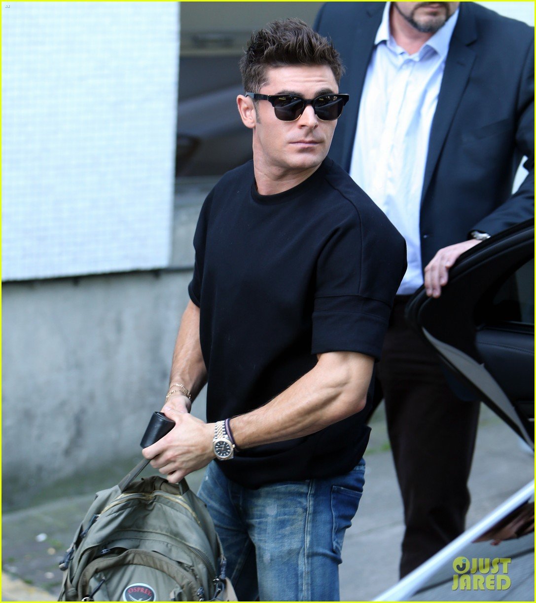 Zac Efron 'Messed Up His Ankles' Learning to Walk in Heels For ...