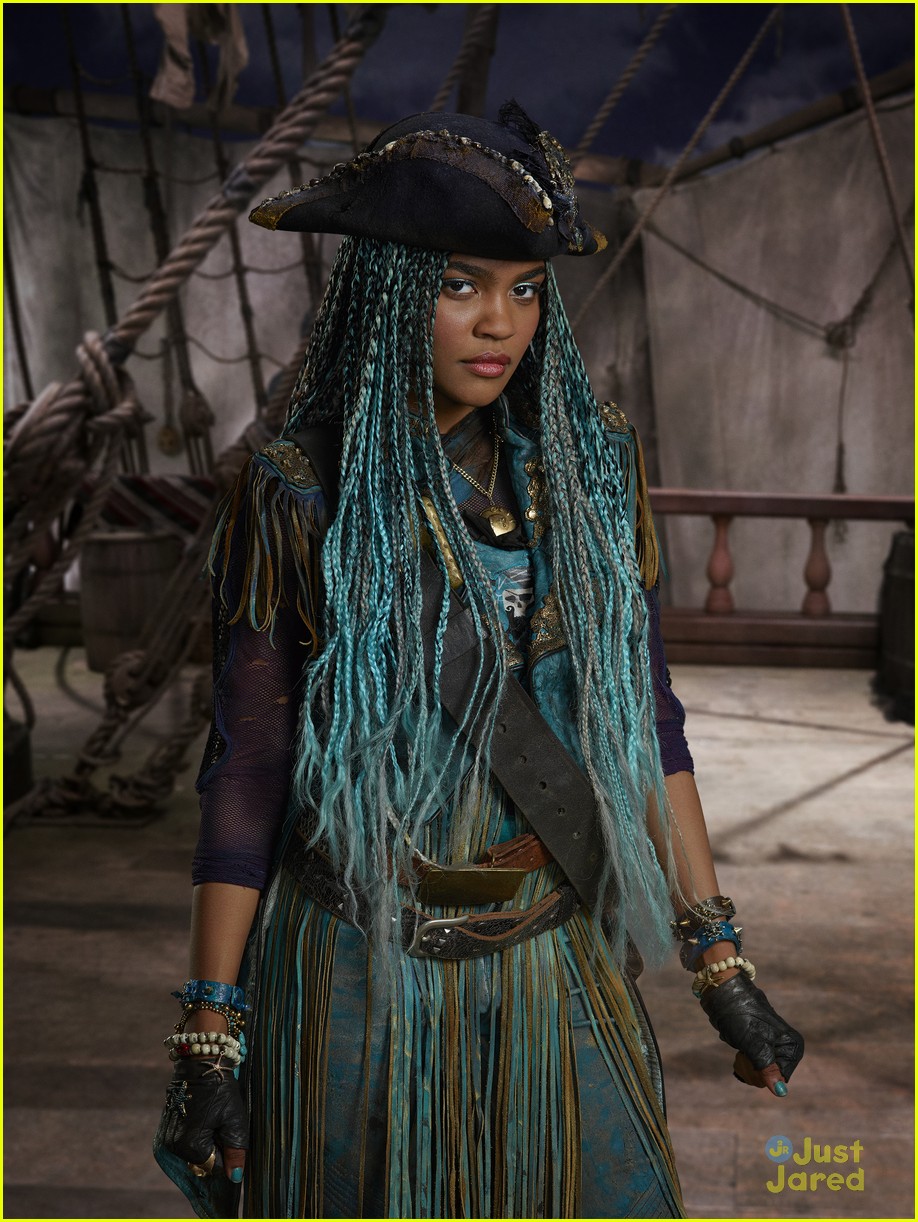 Full Sized Photo of descendants 2 pirates gang will love kenny ortega ...