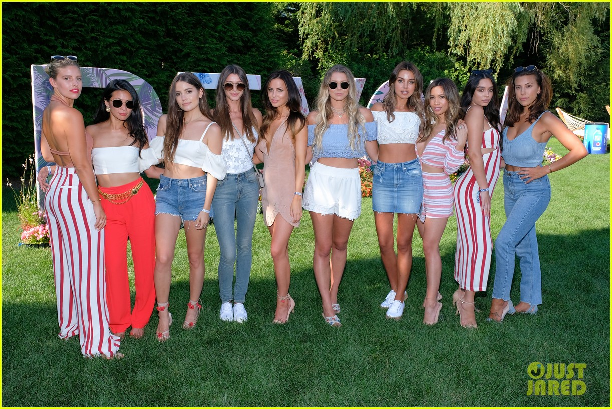 Full Sized Photo Of Hailey Baldwin Revolve Fourth Of July Party 18 Hailey Baldwin Eleanor