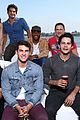 dylan obrien reunites with teen wolf cast at comic con 09