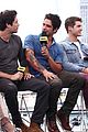 dylan obrien reunites with teen wolf cast at comic con 15