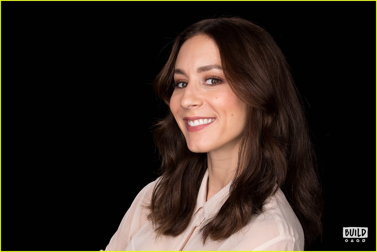 troian bellisario ed convo build series 07