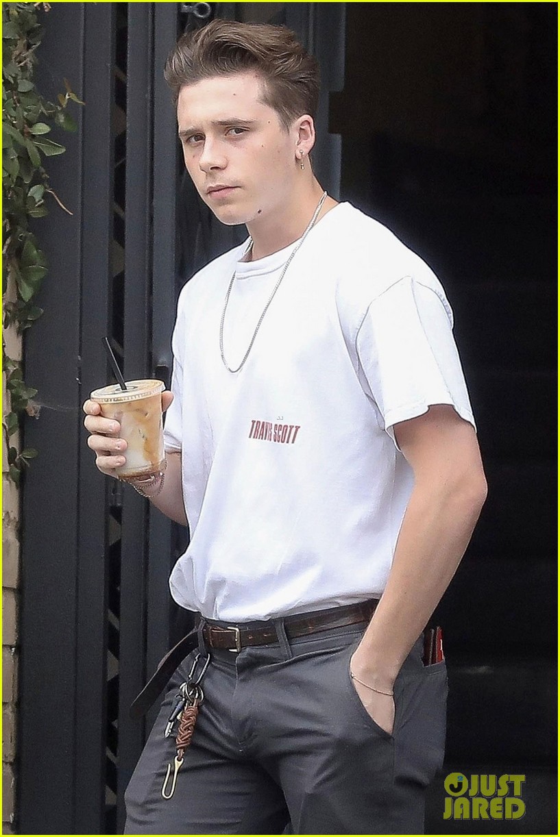 brooklyn beckham getting ready to head to college 02