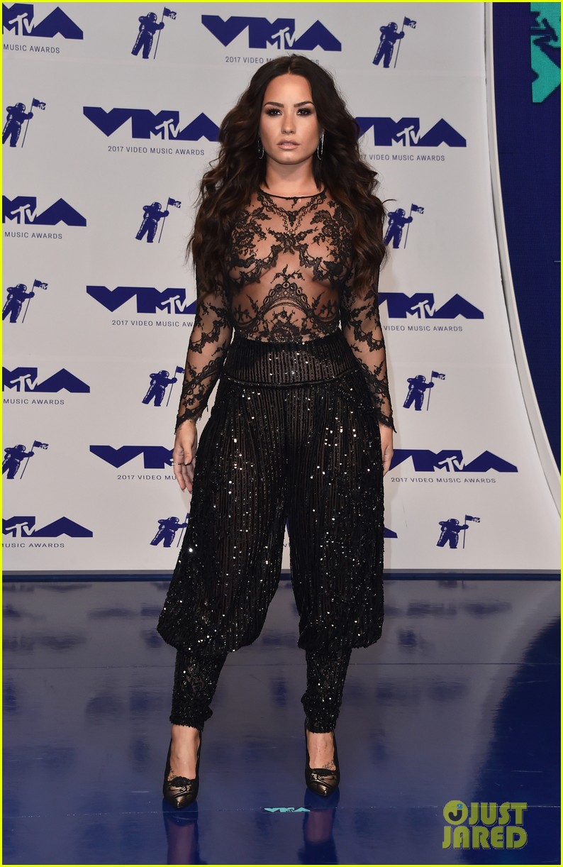 Demi Lovato's Sheer MTV VMAs 2017 Look Is Perfect! Photo 1106963