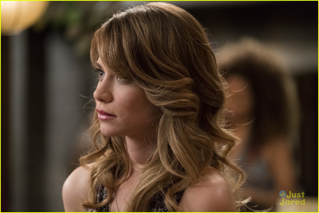 Things Don't Go As Planned At Mike & Ana's Engagement Party on 'The