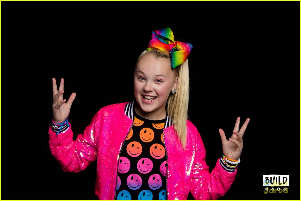 JoJo Siwa Hypes Up 'My World' Nickelodeon Special In NYC | Photo