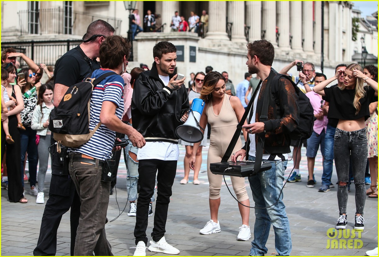 Full Sized Photo Of Liam Payne Surprises Fans London 08 Liam Payne Surprises Fans In London