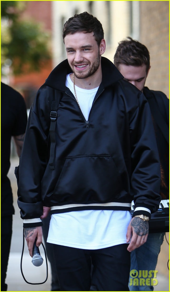 Liam Payne & Zedd Surprise Fans