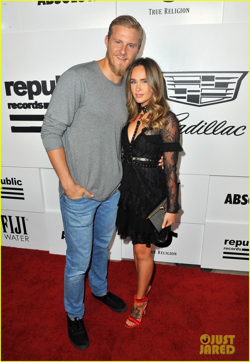 Shawn Mendes & Hailee Steinfeld Buddy Up at Republic Records MTV VMAs 2017  After Party!: Photo 1107316 | 2017 mtv vmas, Alexander Ludwig, Cole  Whittle, DNCE, Hailee Steinfeld, Jack Lawless, JinJoo Lee,