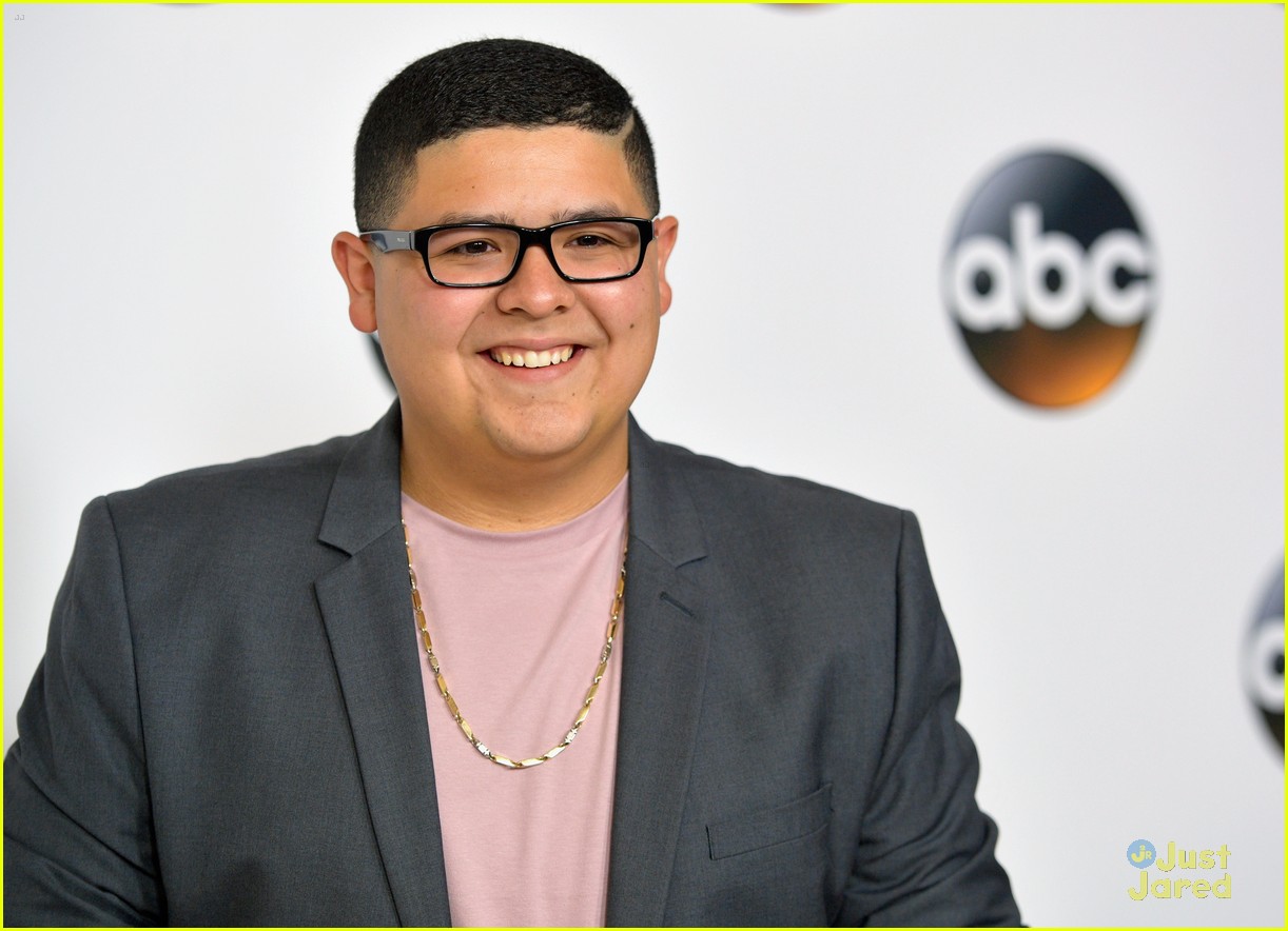 rico rodriguez nolan gould chloe east eden sher abc tca event 04