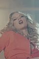 taylor swifts video director responds to beyonce comparisons 04