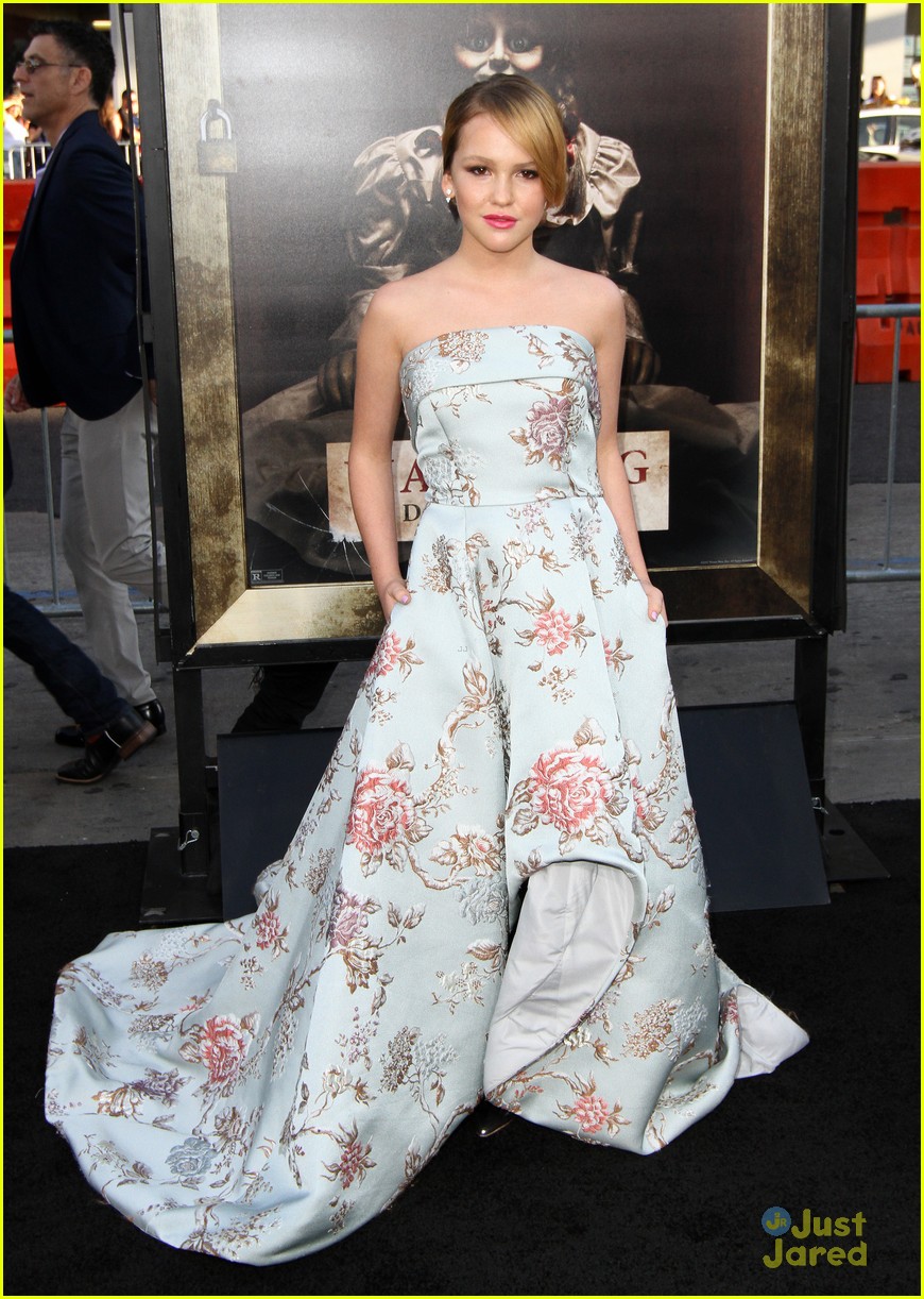 Talitha Bateman Stuns In Floral Gown at 'Annabelle Creation' Premiere