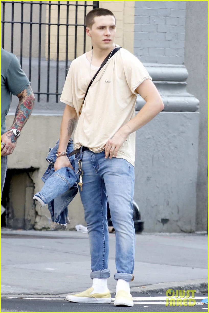 Outfit Of The Day #1,209 – Brooklyn Beckham's Classic Cuts