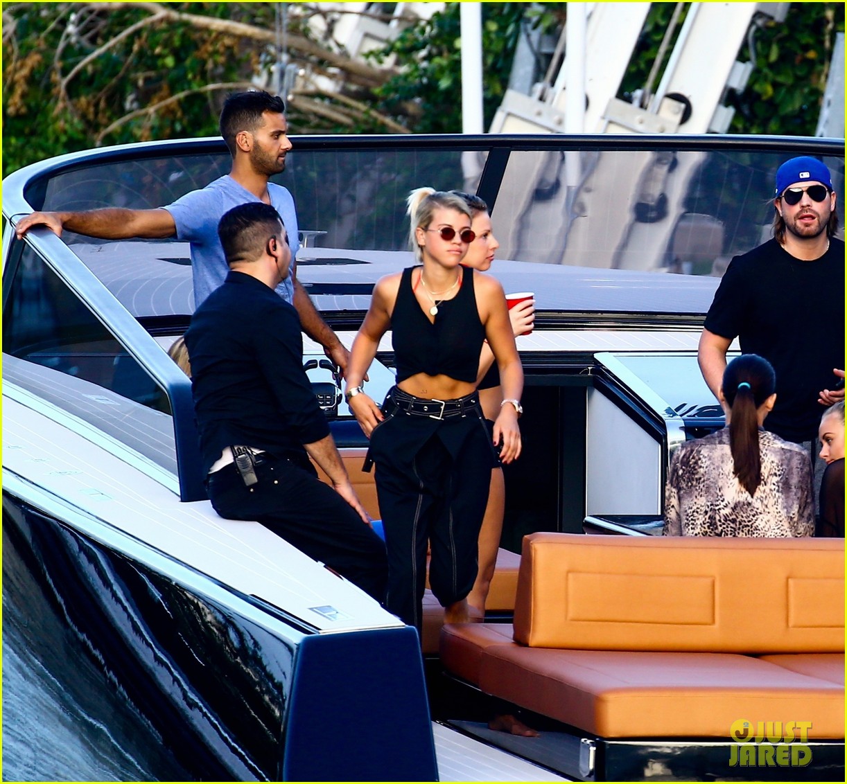 Sofia Richie & Scott Disick Look Totally Smitten on Boat Trip | Photo ...