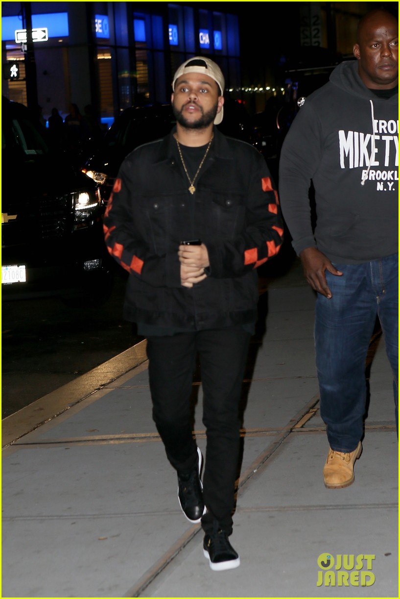 SPOTTED: The Weeknd in Valentino Jacket and Gucci Sneakers – PAUSE