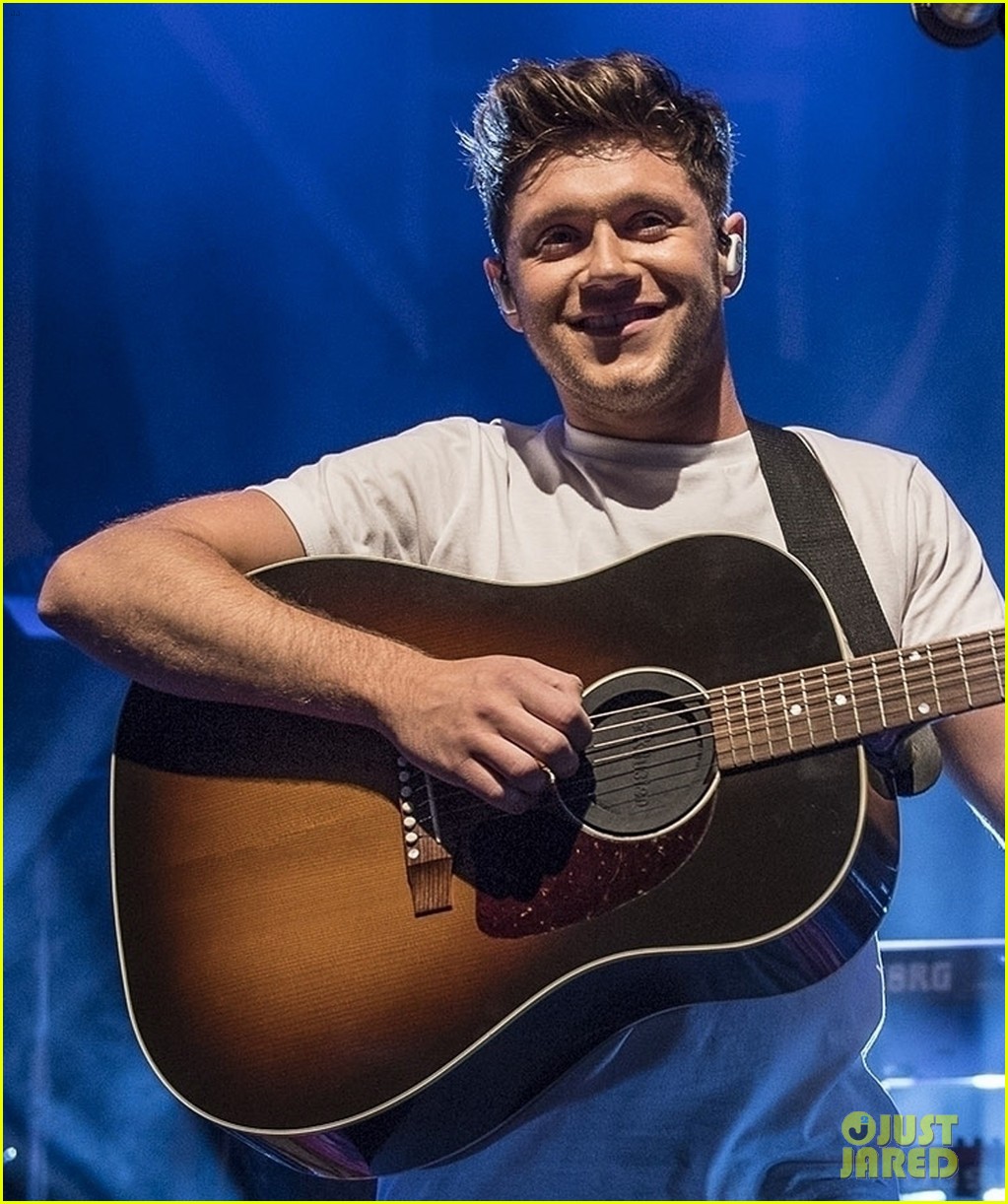 Niall Horan Takes Flicker Sessions Tour to London! Photo 1107987