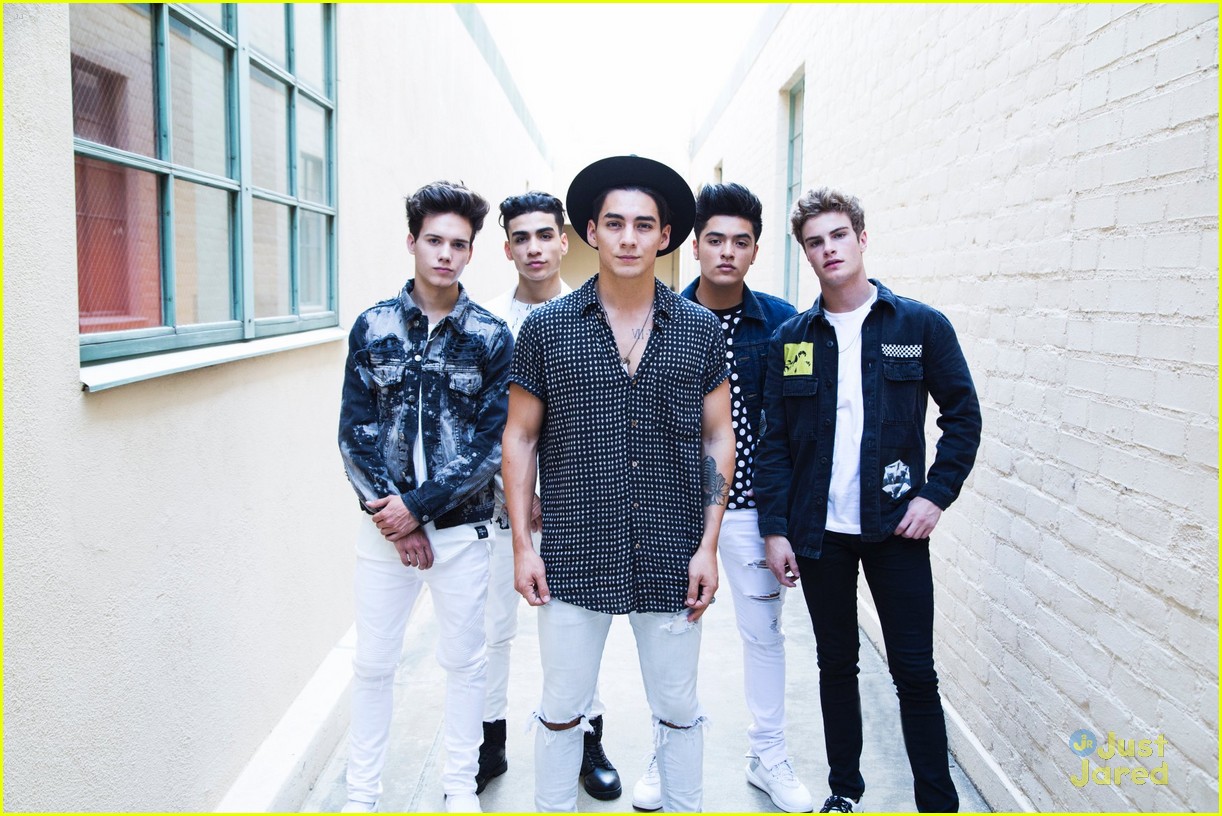 Full Sized Photo of in real life eyes closed video 01 In Real Life