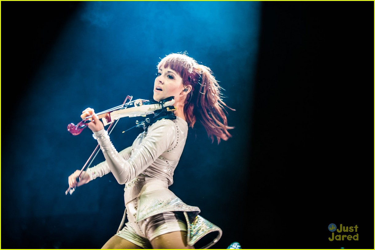Dancing With The Stars Season 25 Violinist Lindsey Stirling Joins The Show Report Photo