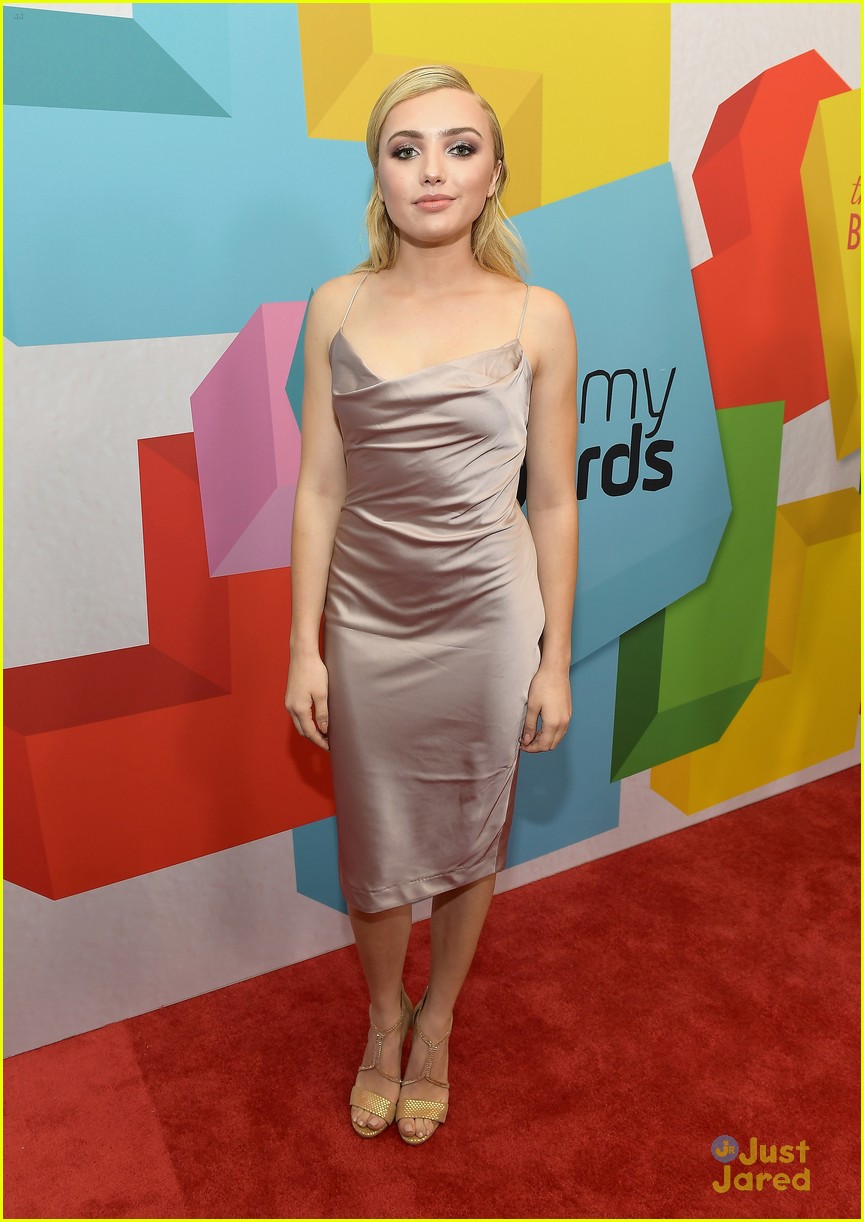 Full Sized Photo of peyton list cameron monaghan streamys date night 22
