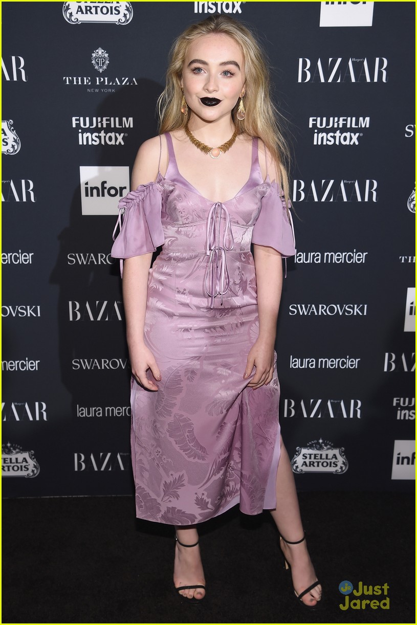 Sabrina Carpenter Felt Like A Punk Juliet Capulet During NYFW This ...