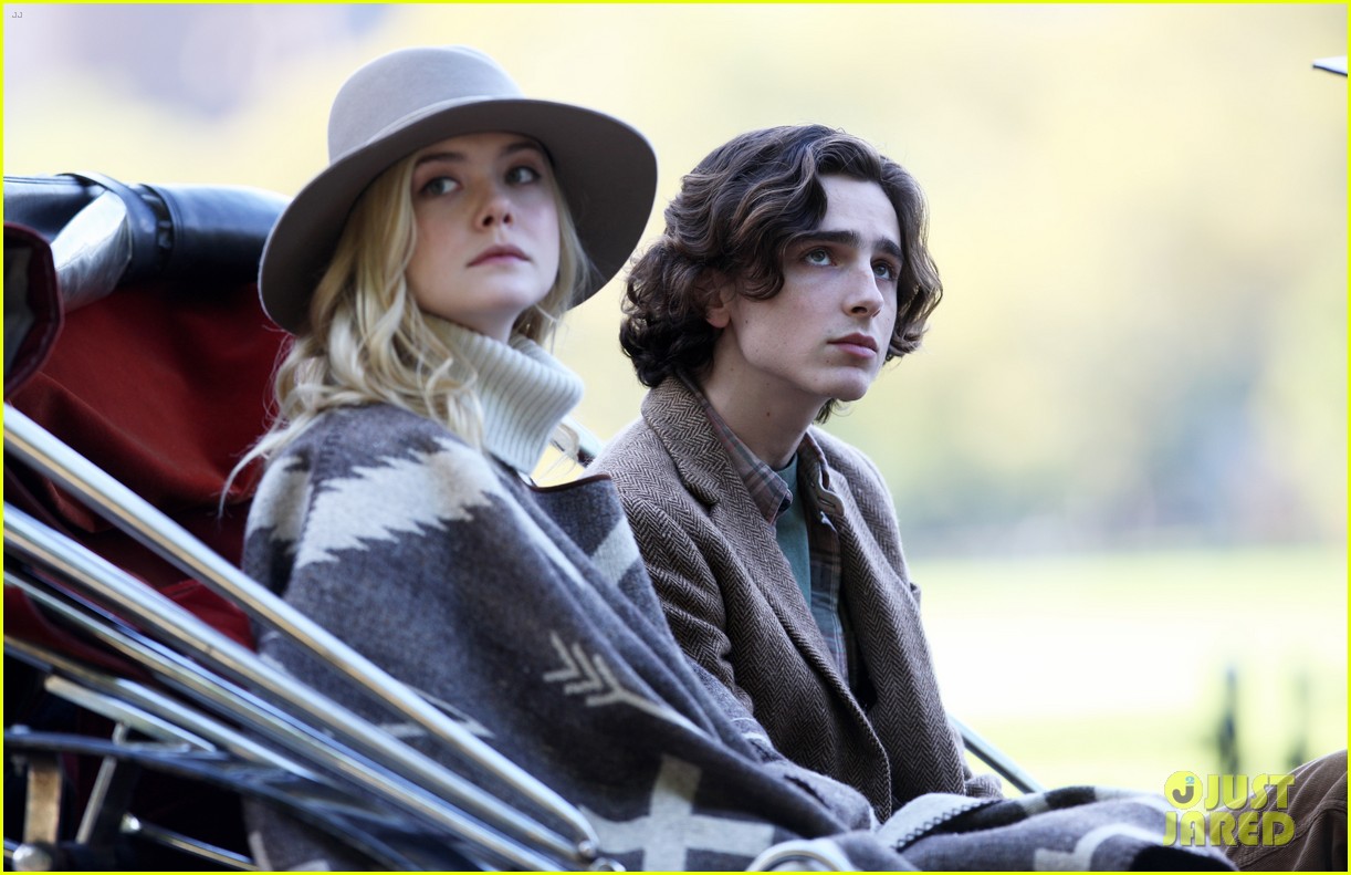 Elle Fanning Joins Timothee Chalamet On Set In NYC! | Photo 1116588 ...