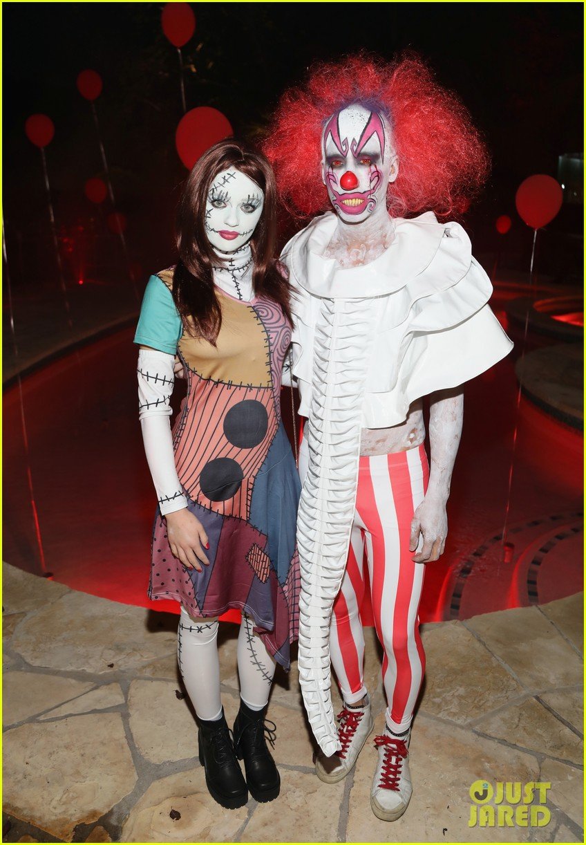 Joey King Transforms Into Sally from 'Nightmare Before Christmas' for ...