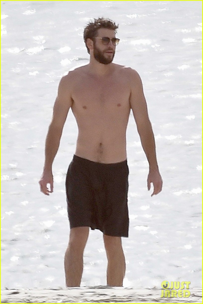 Liam Hemsworth Visits the Beach Where He First Met Miley Cyrus! Photo