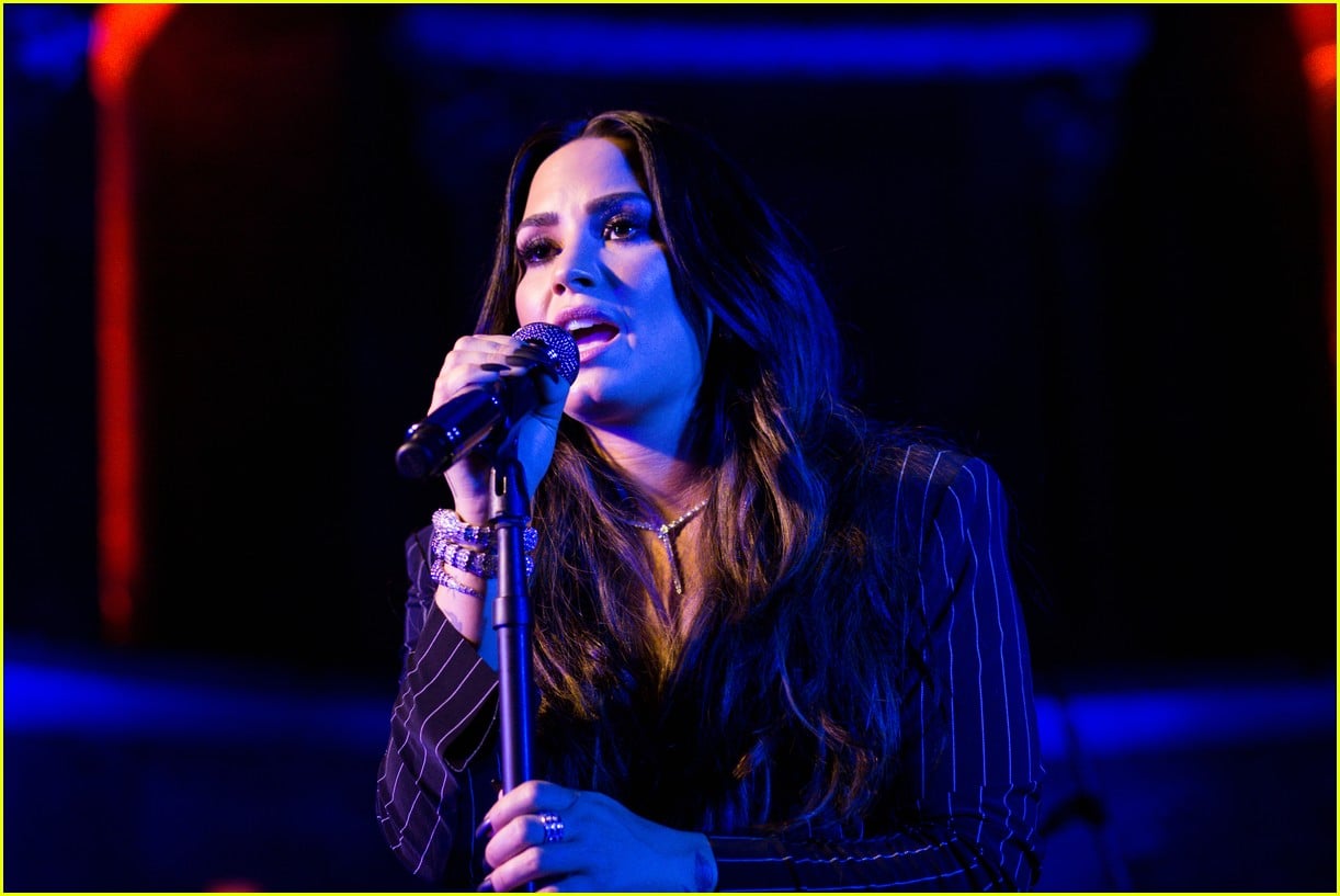 Demi Lovato Slays at Bulgari's Reopening Party in NYC | Photo 1117946