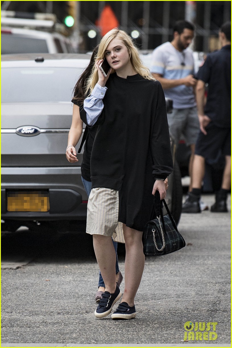 Full Sized Photo of liev schreiber diego luna and elle fanning film