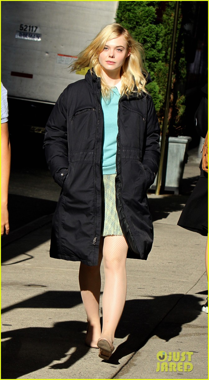 Elle Fanning is Pretty in Pastel on Set of New Woody Allen Film | Photo