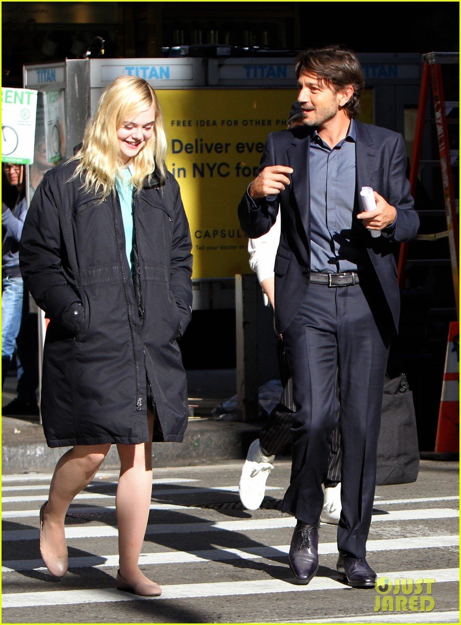 Full Sized Photo of liev schreiber diego luna and elle fanning film