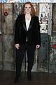 shannon purser st2 photocall writes song 02