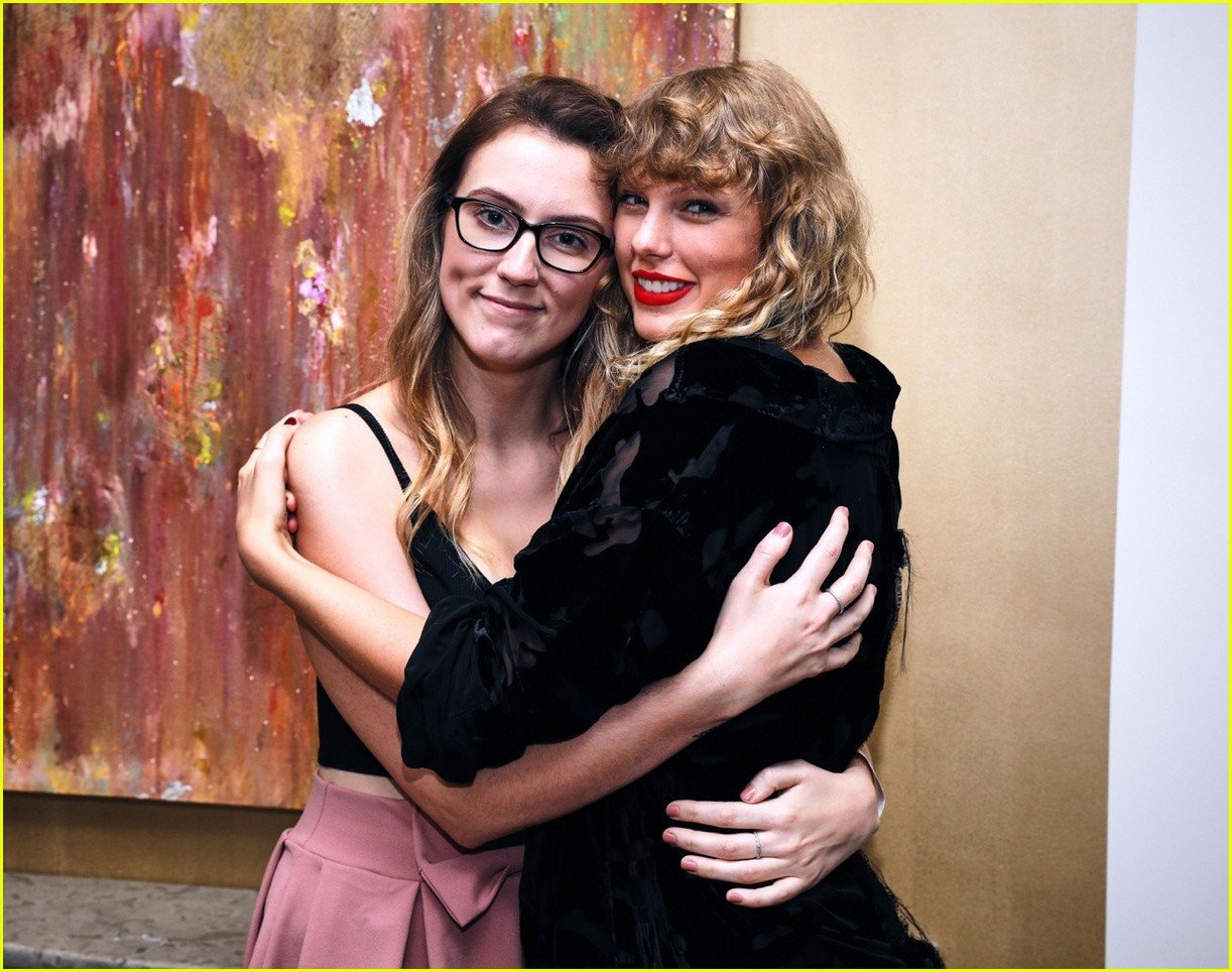 Full Sized Photo of taylor swift fans share photos from london secret