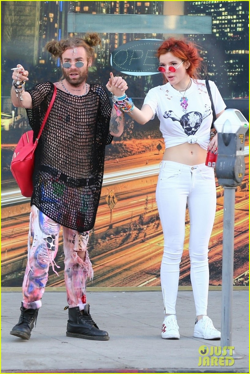 Full Sized Photo of bella thorne ditches her bra for the babysitter