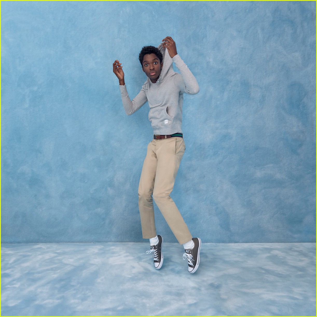 Marchitar Vandalir carril Cole Sprouse & Sabrina Carpenter Show Off Their Styles for Converse  Campaign: Photo 1121951 | Alisha Boe, Alton Mason, Cole Sprouse, Sabrina  Carpenter, Selah Marley, Taylor Hill Pictures | Just Jared Jr.