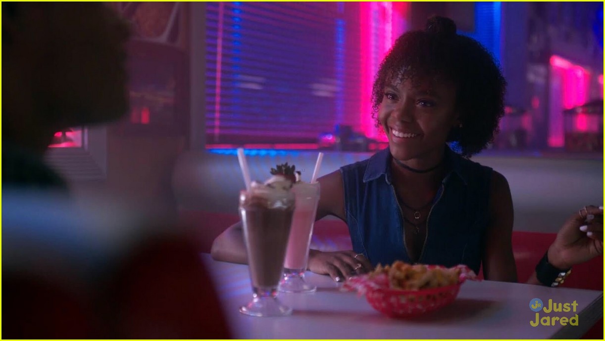 cheryl josie relationship revelation riverdale 01