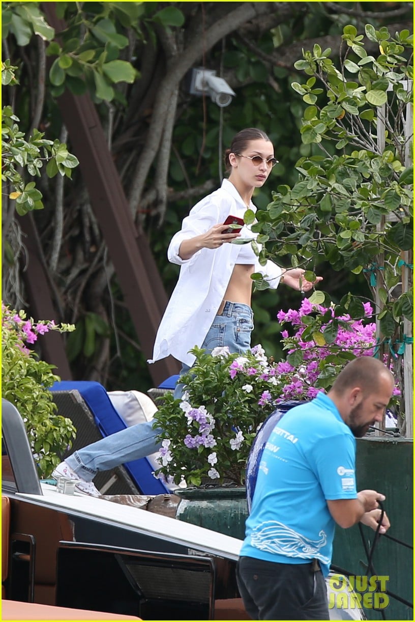 Full Sized Photo of bella hadid and hailey baldwin live it up on miami