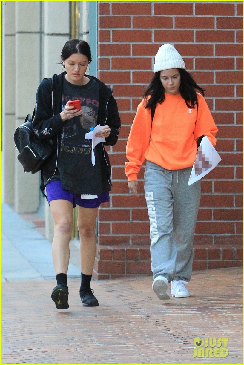 Full Sized Photo Of Halsey Steps Out With Friend After Canceling Concerts In Canada 01 Halsey