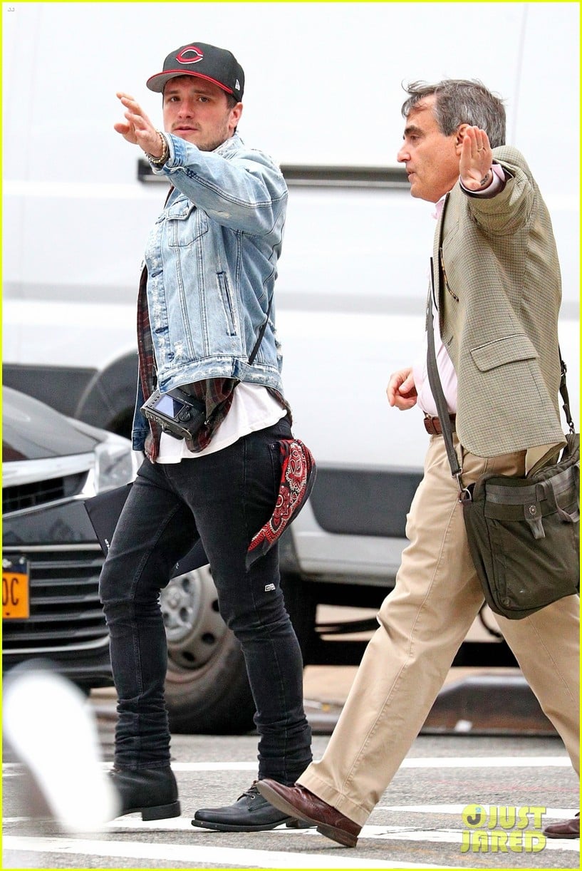 josh hutcherson goes apartment hunting in nyc 05