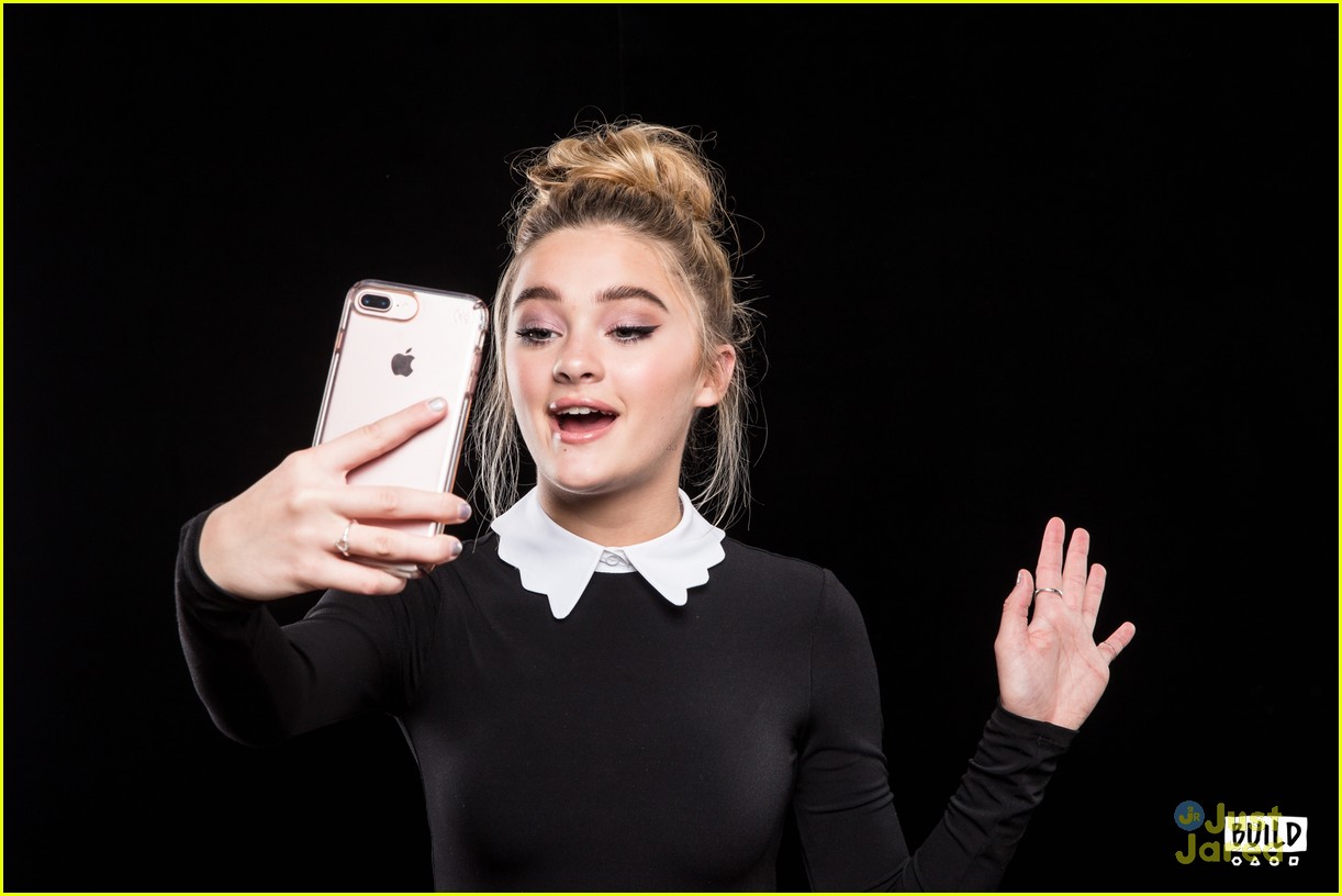 Lizzy Greene Gets Chased By A Giant Cat in 'Tiny Christmas' First Look