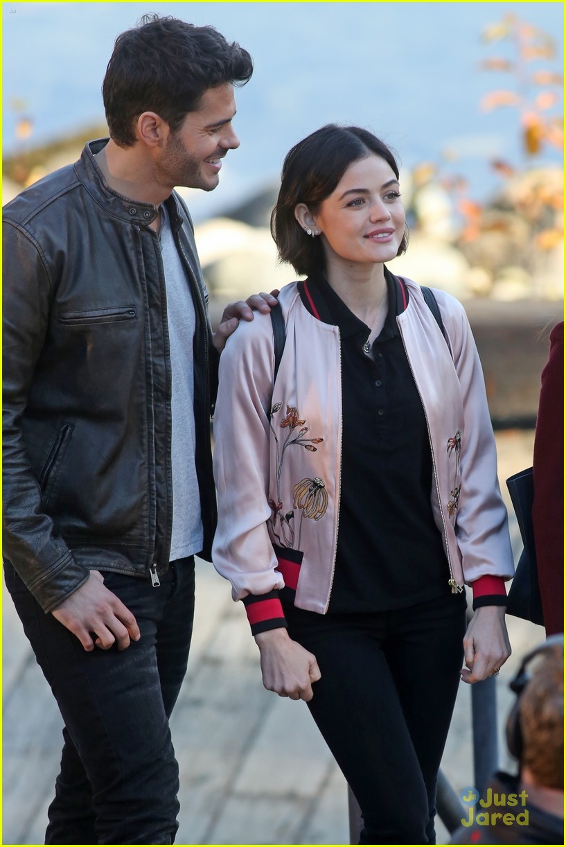 Lucy Hale Shares Full Cast Pic From 'Life Sentence' Set | Photo 1120093