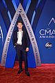 maren morris and niall horan arrive at cma awards 2017 ahead of performance 04