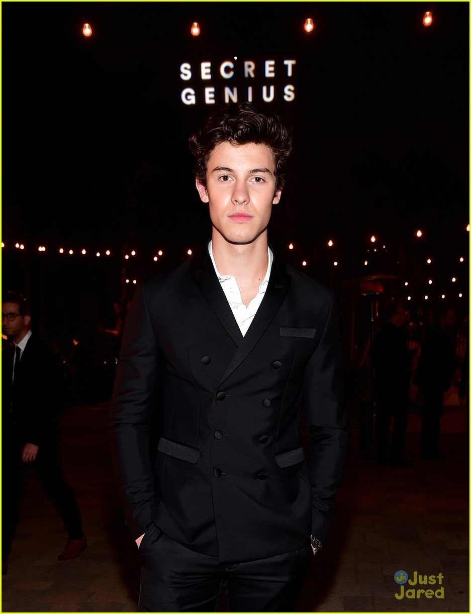 Full Sized Photo of shawn mendes spotify concert event 09 Shawn Mendes Celebrates & Performs