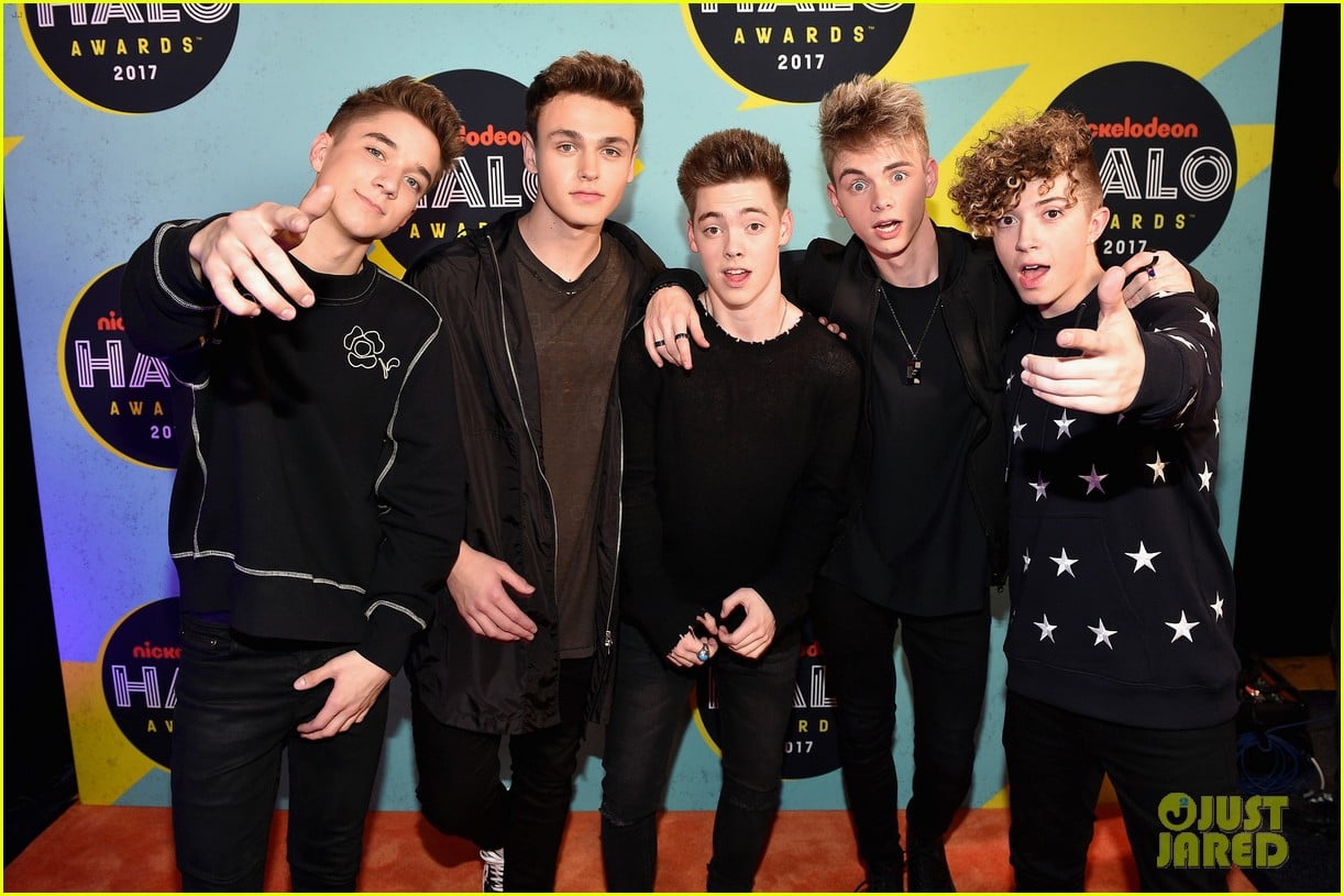 Why Don't We Nail Their Orange Carpet Poses at the Nickelodeon Halo ...