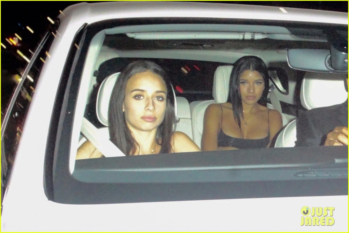 Justin Biebers Ex Yovanna Ventura Goes On A Date With The Weeknd Photo 1122014 Photo 