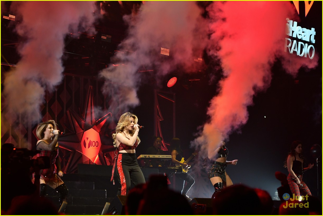 Fifth Harmony Hug It Out On Stage During Jingle Ball Miami Photo