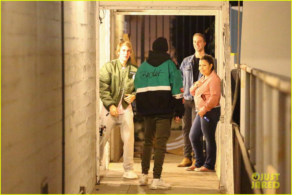 Selena Gomez & Justin Bieber Attend Church Services After Her London