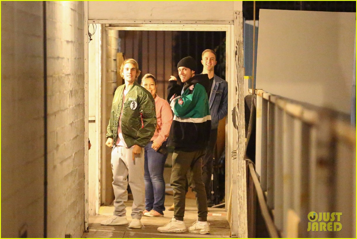 Selena Gomez & Justin Bieber Attend Church Services After Her London