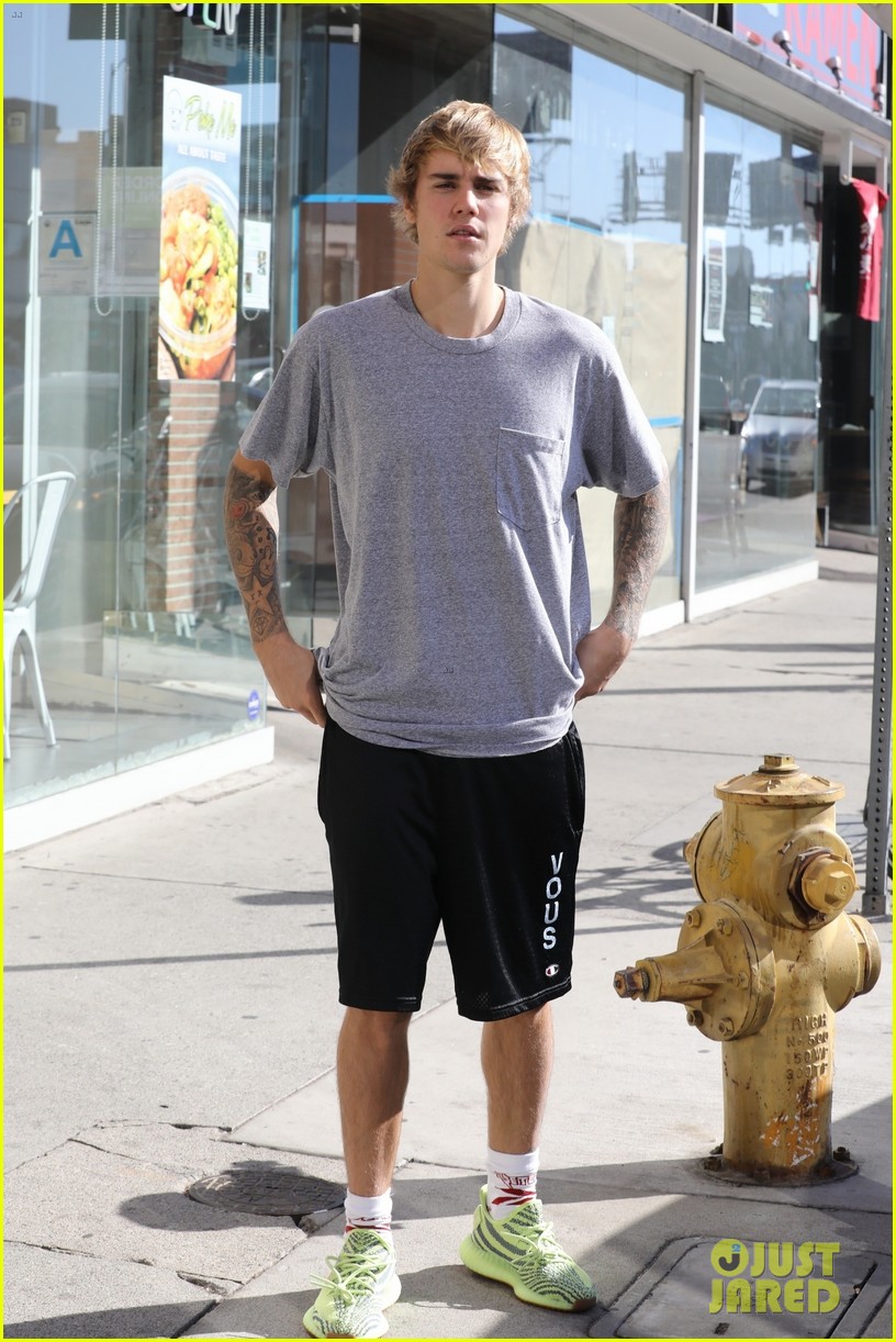 Justin Bieber Gets In Quality Father/Son Time With Dad Jeremy | Photo